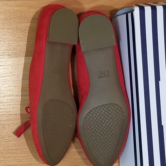 Crown & Ivy Sloane Tassel Loafers - Picture 5 of 5